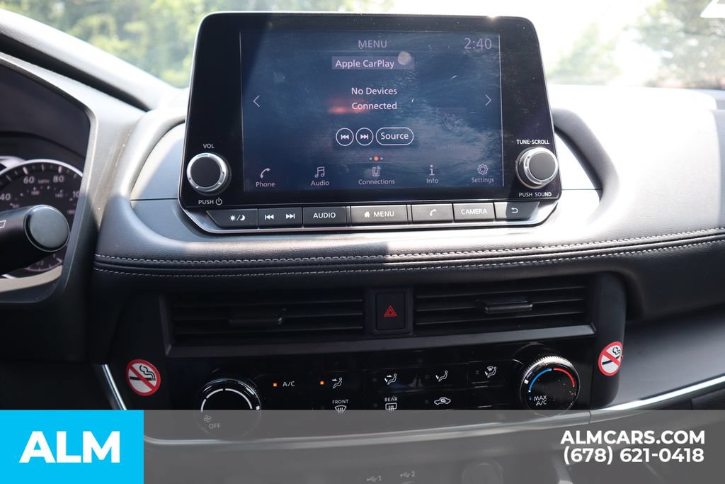 Used 2024 Nissan Rogue S FWD image 32
