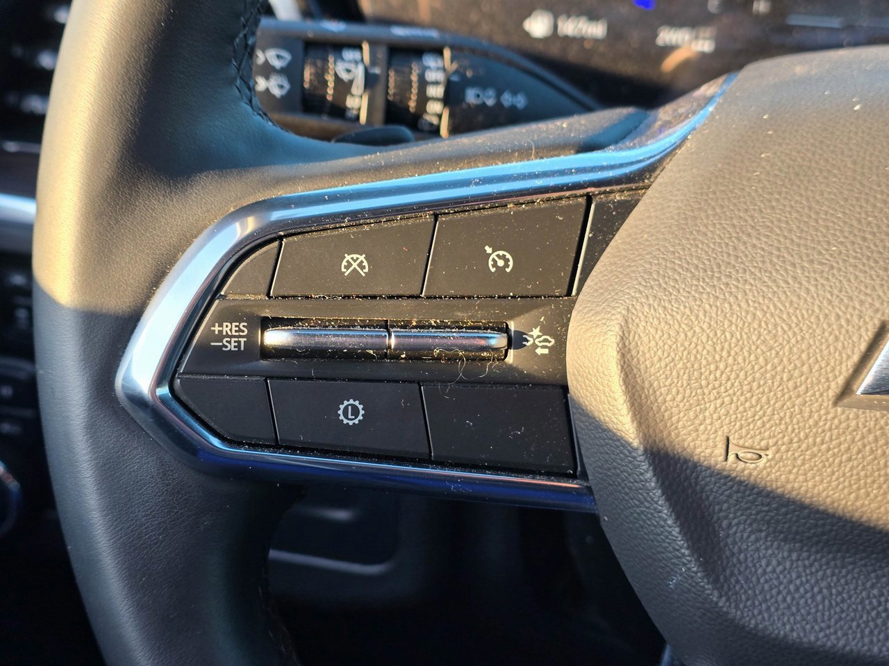 Used 2025 Chevrolet Tahoe LS image 20