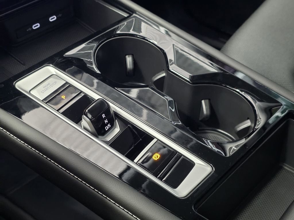 New 2026 Volkswagen Atlas SE image 14