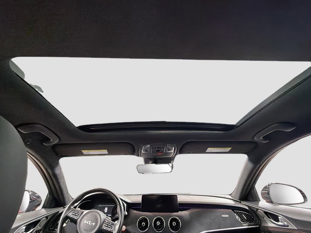 Used 2023 Kia Stinger GT2 AWD/4WD image 25