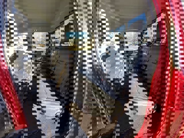 Used 2022 Ford F150 Lariat image 6