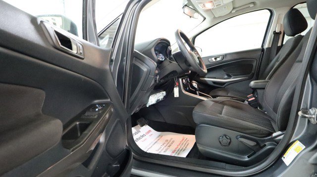 Used 2021 Ford EcoSport SE image 9