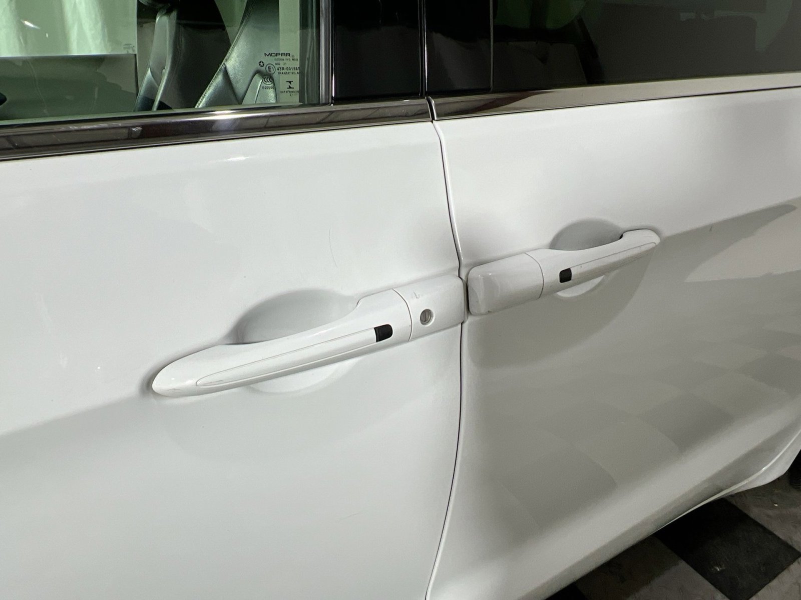 Used 2022 Chrysler Pacifica Touring-L image 13