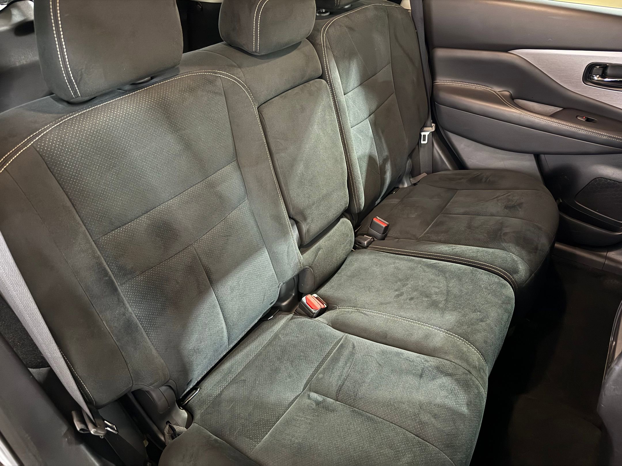 Used 2020 Nissan Murano SV image 35