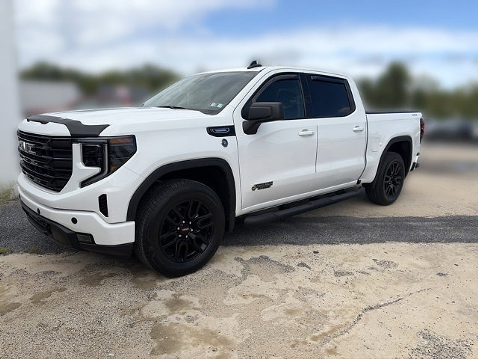 Certified 2026 GMC Sierra 1500 Elevation AWD/4WD image 1