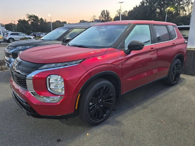New 2026 Mitsubishi Outlander LE FWD image 7