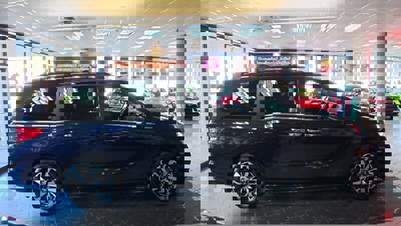 Used 2021 Honda Odyssey Touring image 3