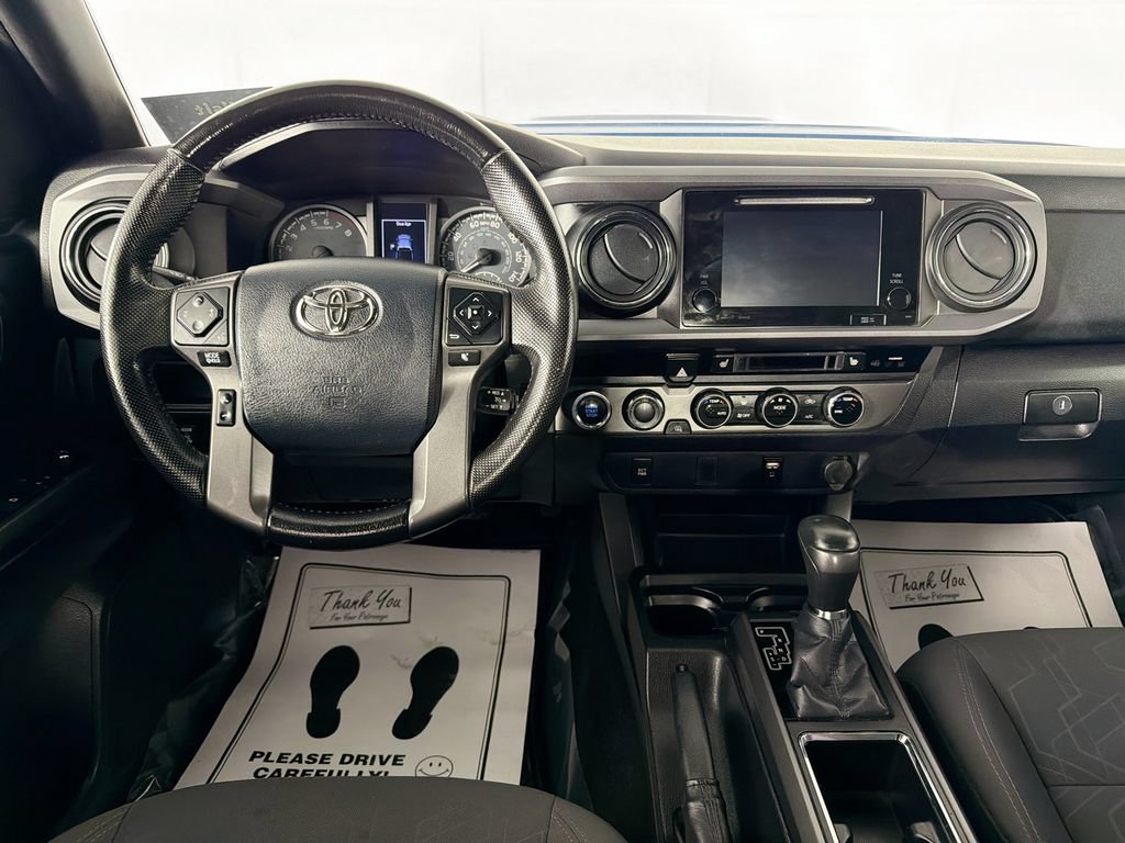 Used 2016 Toyota Tacoma SR5 AWD/4WD image 22