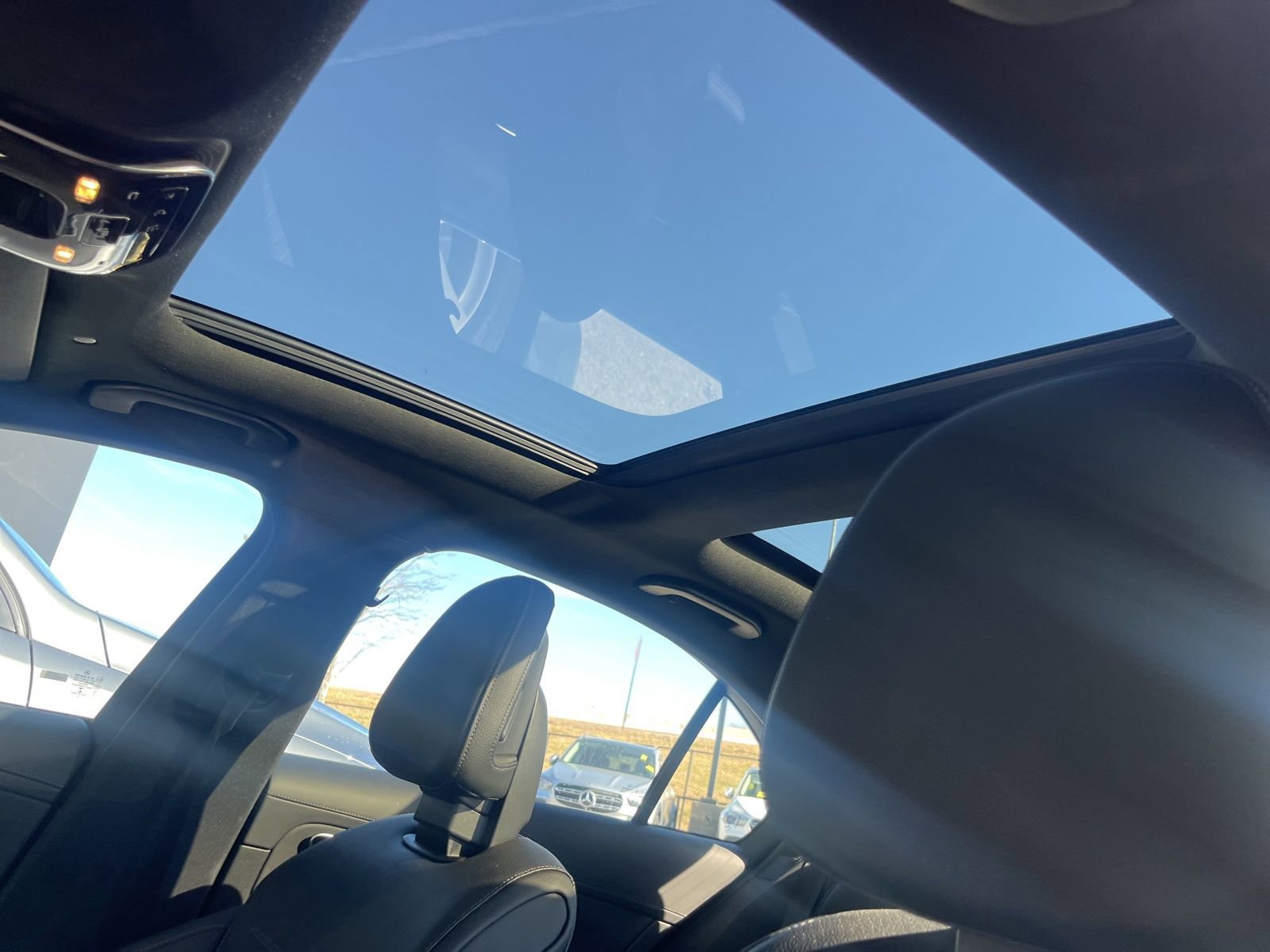 Used 2023 Mercedes-Benz C 300 Sedan image 10