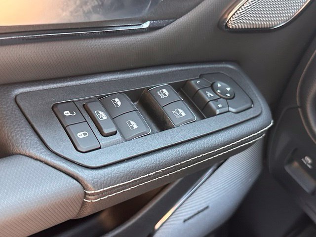 New 2027 RAM 1500 Rebel w/ Rebel Level 2 Equipment Group AWD/4WD image 16