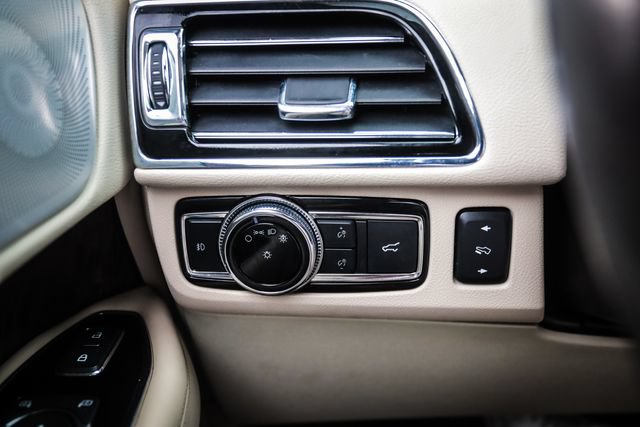 Used 2018 Lincoln Navigator L Reserve w/ Technology Package AWD/4WD image 49