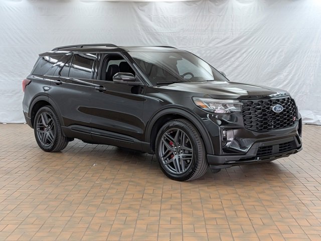 Used 2025 Ford Explorer ST