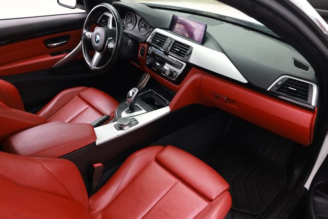 Used 2020 BMW 430i xDrive Coupe w/ M Sport Package AWD/4WD image 21