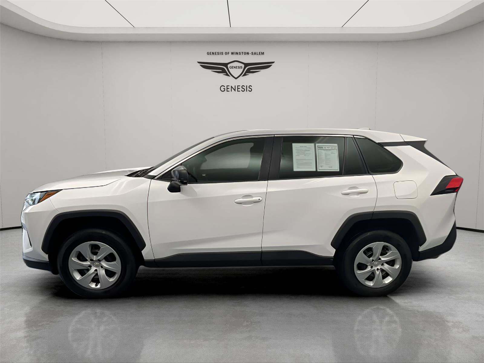 Used 2023 Toyota RAV4 LE FWD image 1