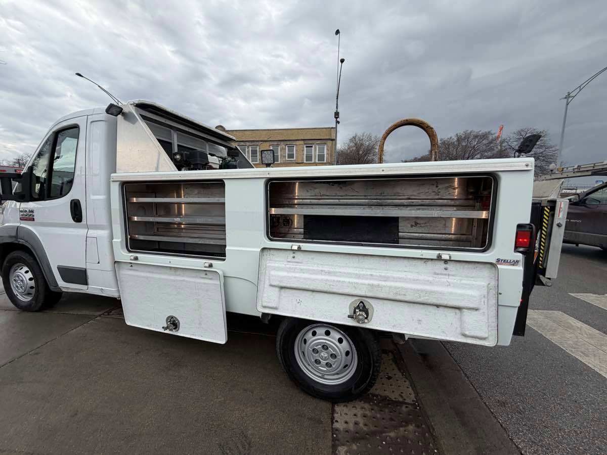 Used 2018 RAM ProMaster 3500 w/ Premium Appearance Group FWD image 10