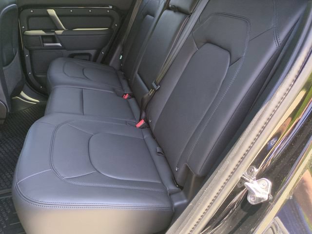 New 2026 Land Rover Defender 110 X-Dynamic SE AWD/4WD image 15