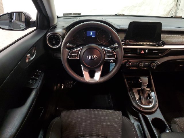 Used 2020 Kia Forte LXS FWD image 13