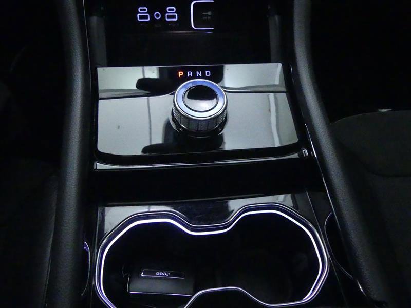 Used 2023 Jeep Grand Cherokee L Laredo image 16