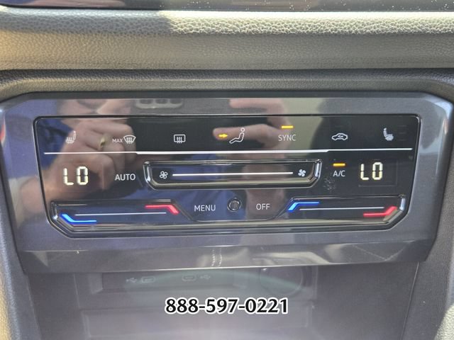 Used 2022 Volkswagen Tiguan SE FWD image 23