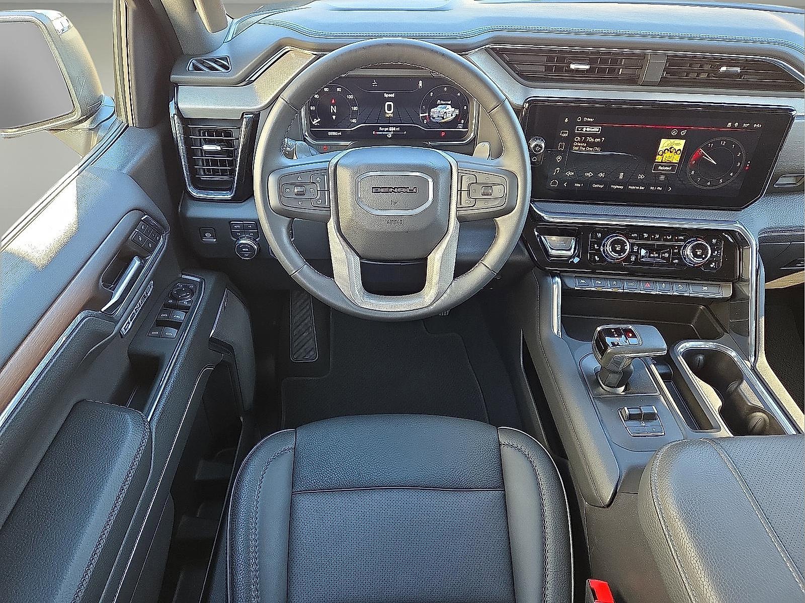 Used 2024 GMC Sierra 1500 Denali image 8