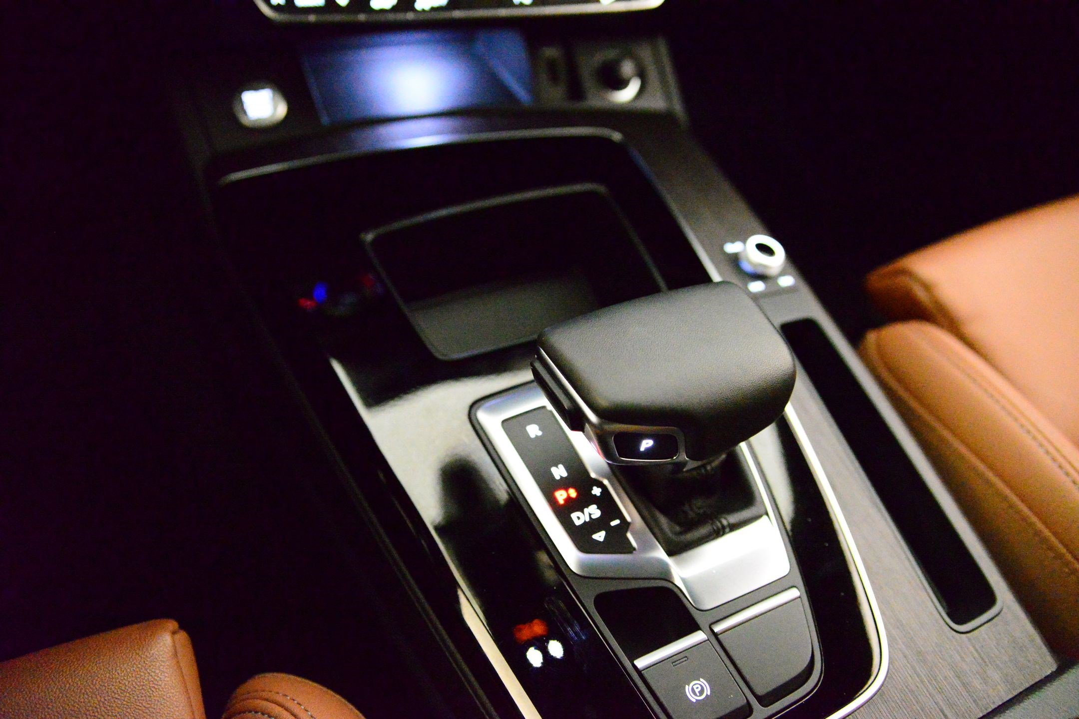 Certified 2025 Audi Q5 e Premium image 12