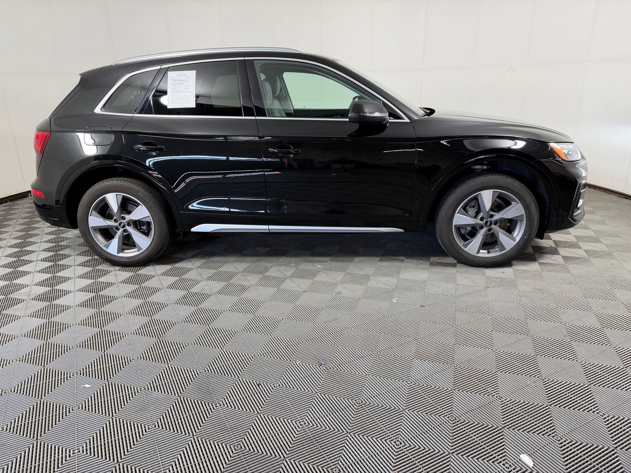 Certified 2022 Audi Q5 2.0T Premium Plus AWD/4WD image 8