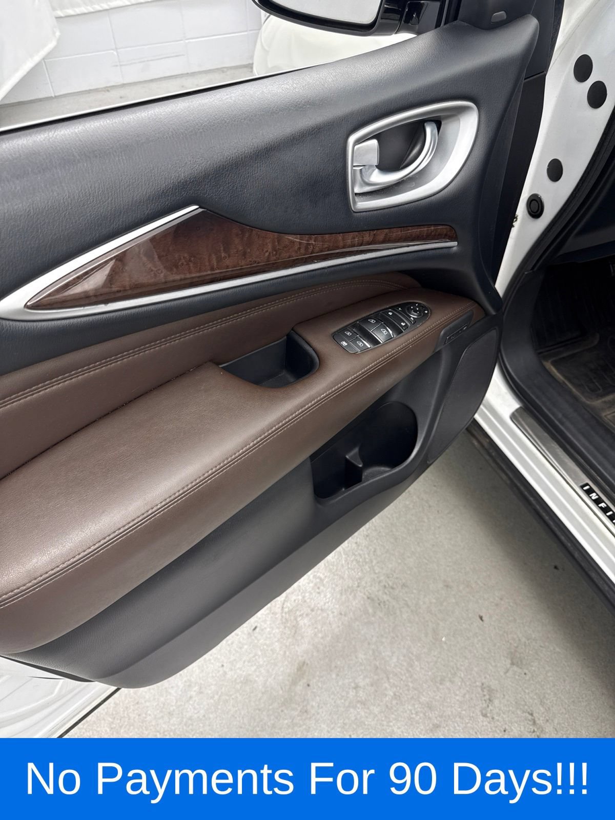Used 2013 INFINITI JX35 AWD w/ Premium Pkg image 14