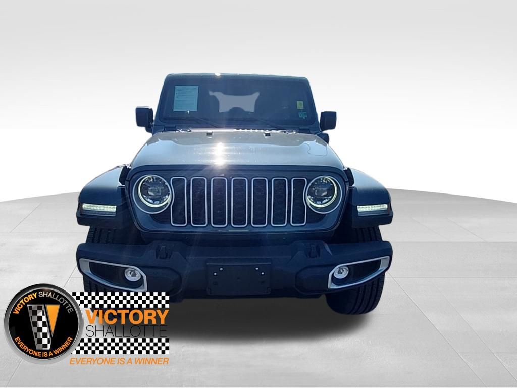 Used 2025 Jeep Wrangler Sahara 4xe image 16