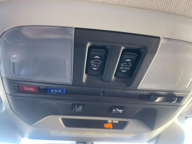 Used 2023 Subaru Crosstrek 2.5i Limited w/ Moonroof Package AWD/4WD image 33