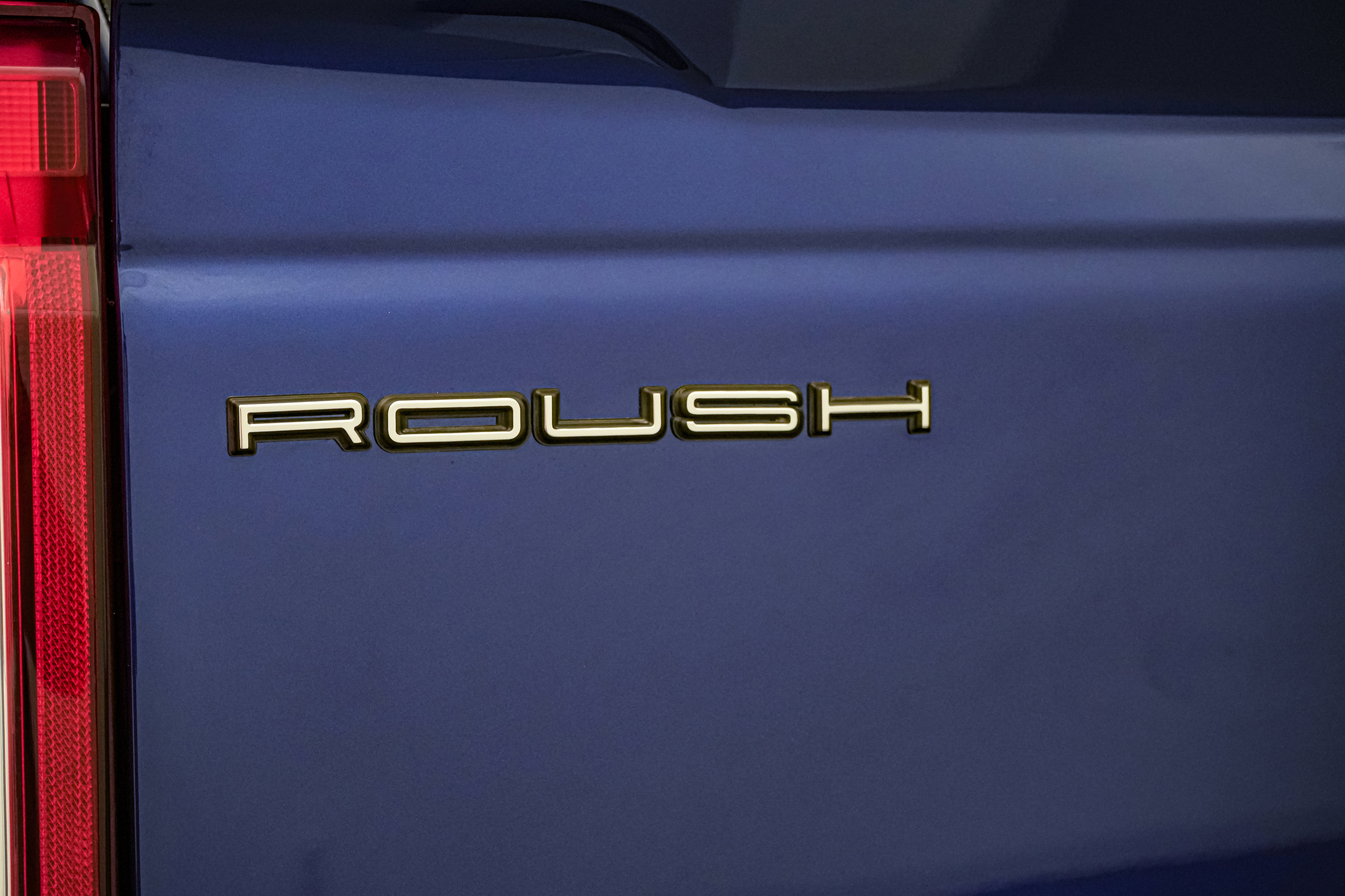 New 2026 Ford F250 Lariat w/ Black Appearance Package image 20