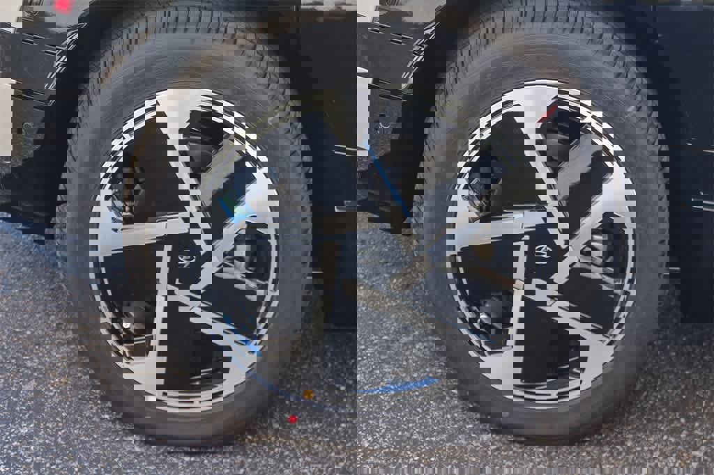 New 2026 Hyundai Ioniq 9 Limited w/ Tow & Go Package image 9