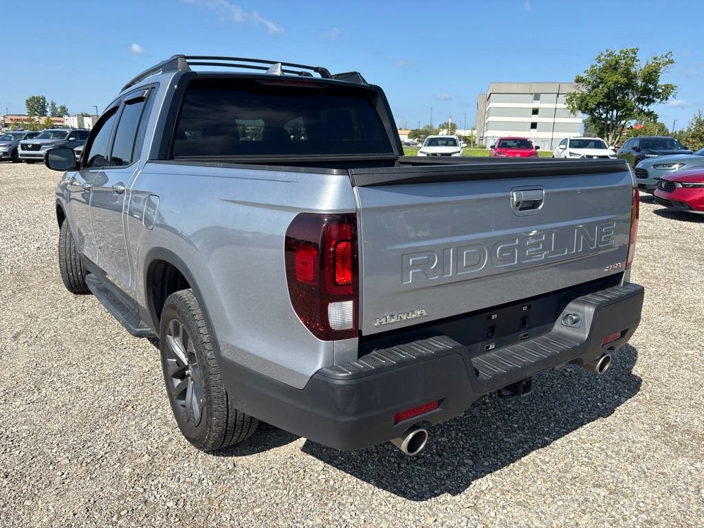 Used 2024 Honda Ridgeline Sport image 7