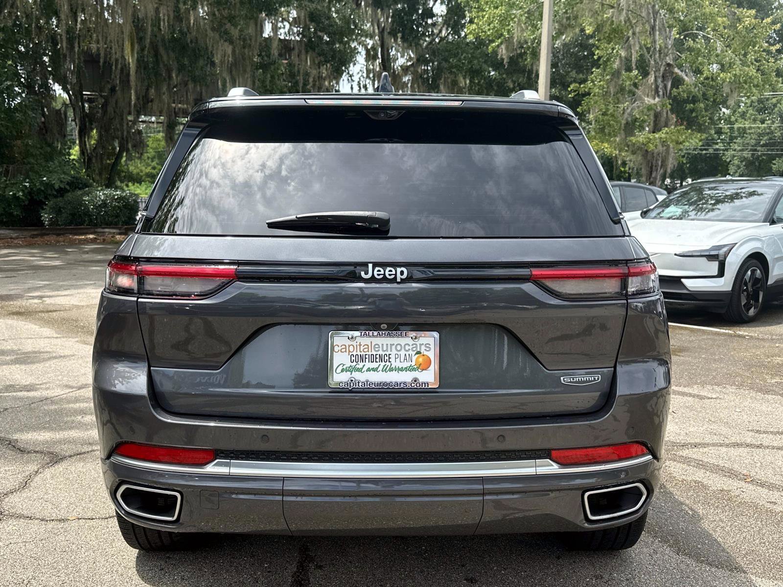 Used 2023 Jeep Grand Cherokee Summit w/ Adv Protech Group IV image 4