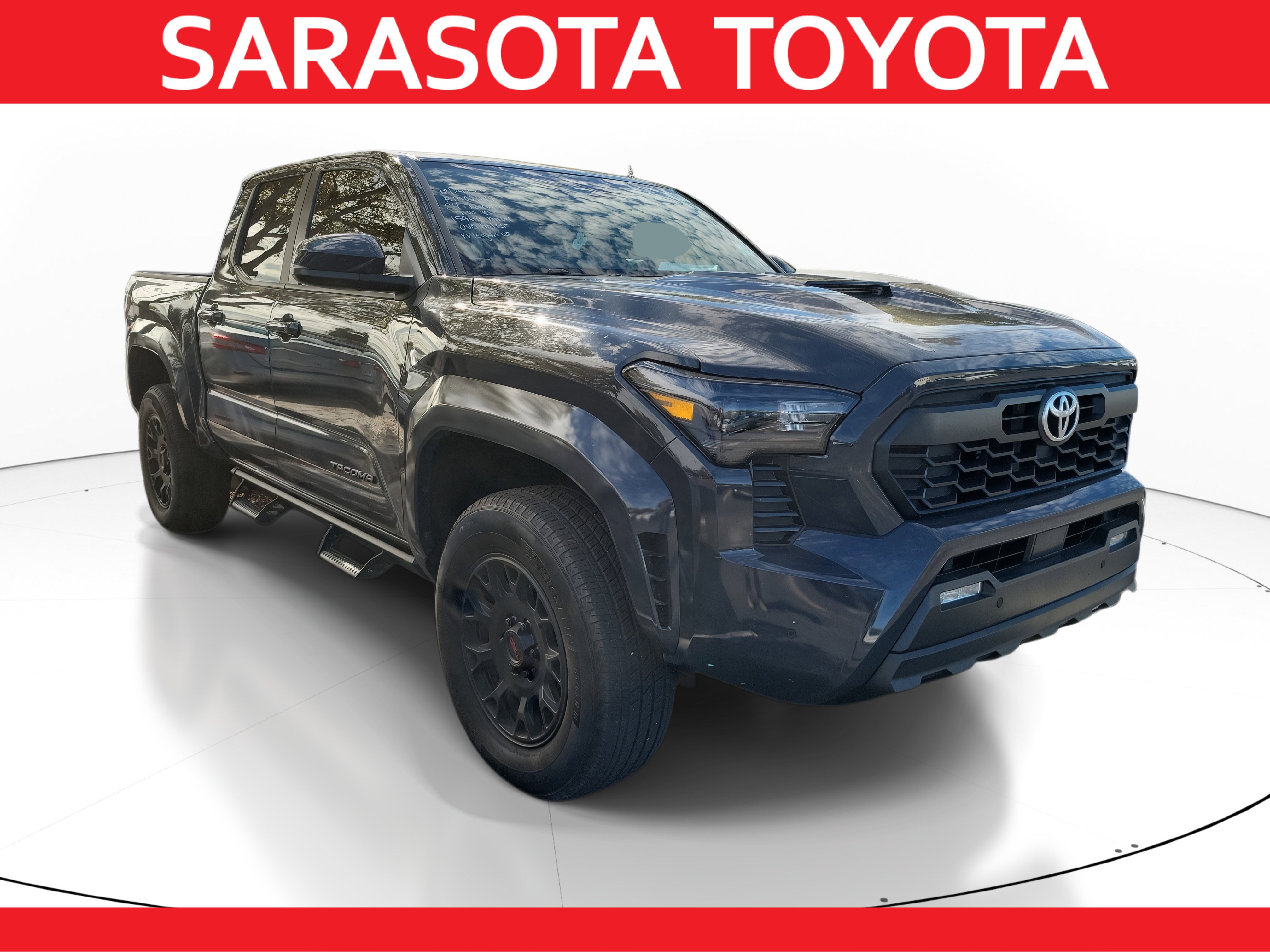 Used 2024 Toyota Tacoma TRD Sport image 1
