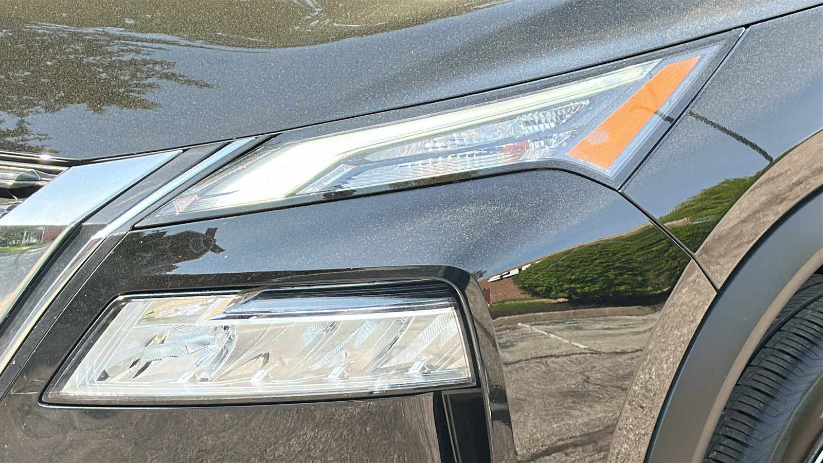 Certified 2023 Nissan Rogue SV image 4