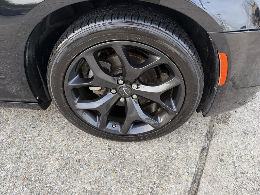 Used 2022 Chrysler 300 S w/ Comfort Group image 22