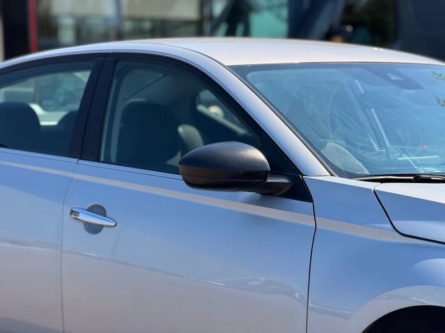 Used 2024 Nissan Altima 2.5 SV FWD image 4