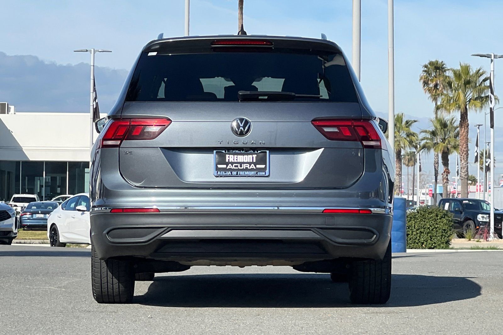 Used 2022 Volkswagen Tiguan SE image 5