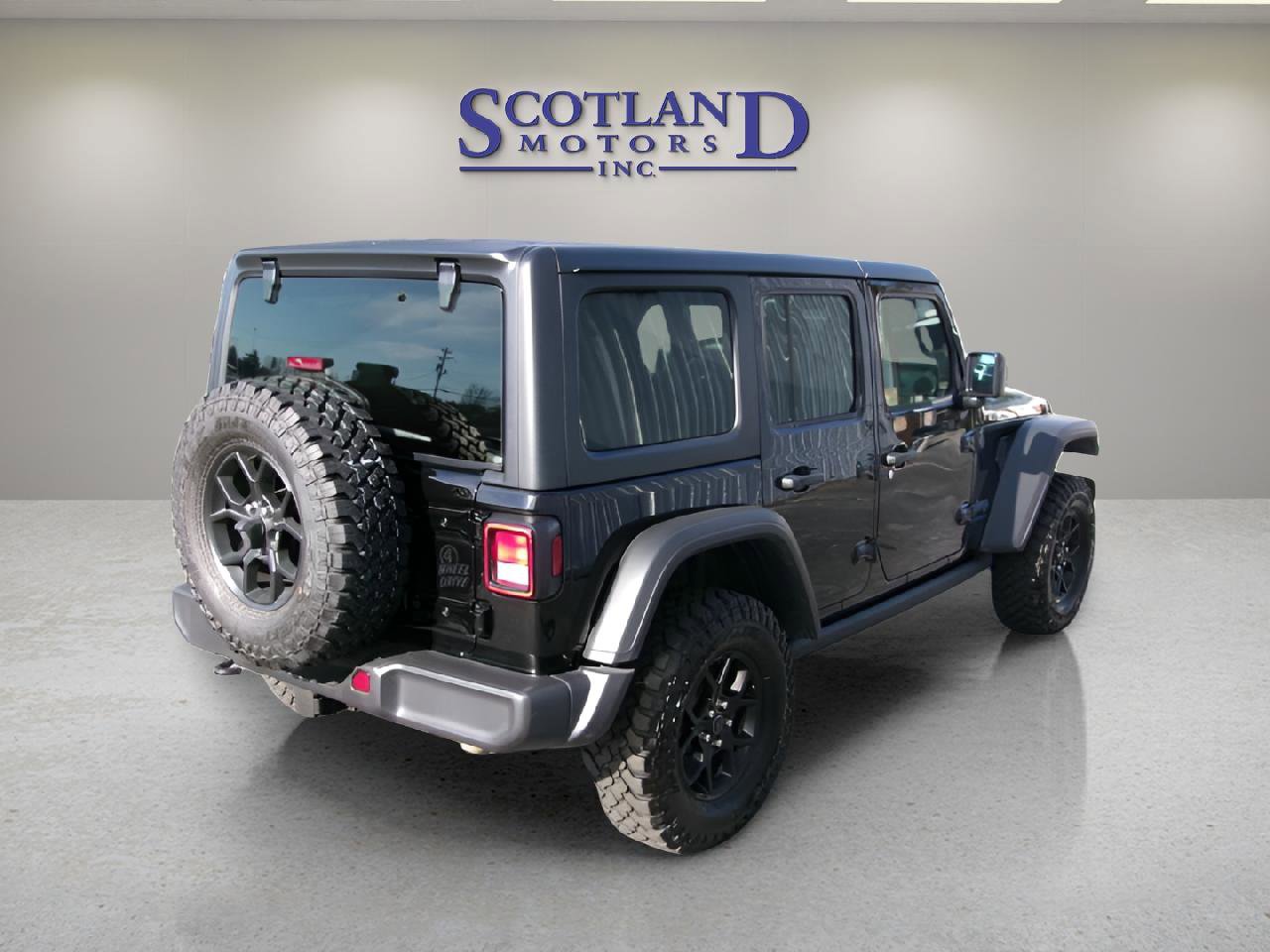 Used 2025 Jeep Wrangler Sport S AWD/4WD image 6