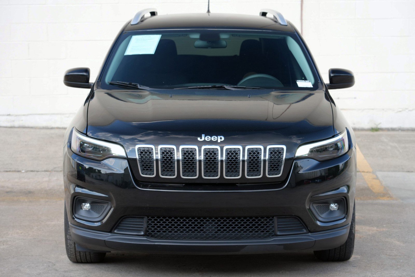 Used 2019 Jeep Cherokee Latitude w/ Popular Appearance Group FWD image 40