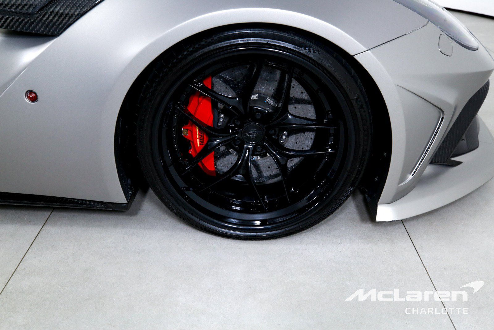 Used 2016 Ferrari F12 Berlinetta RWD image 23