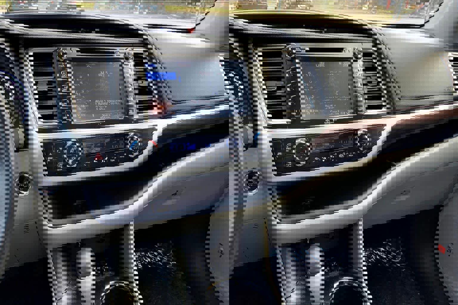 Used 2015 Toyota Highlander Limited Platinum image 5