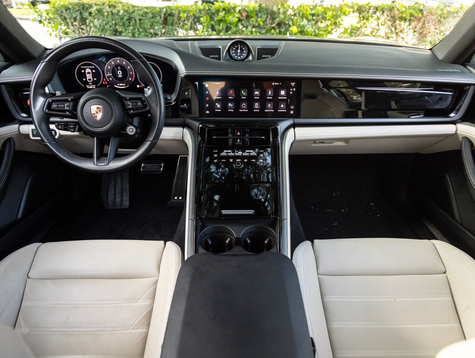 Certified 2024 Porsche Panamera 4 AWD/4WD image 12