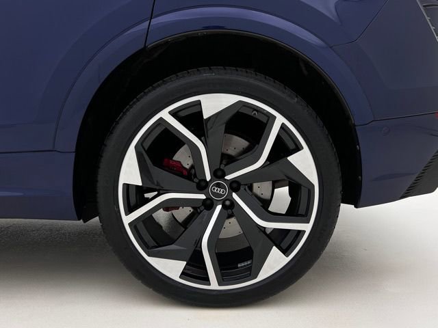 Used 2021 Audi RS Q8 w/ Carbon Optic Package AWD/4WD image 27