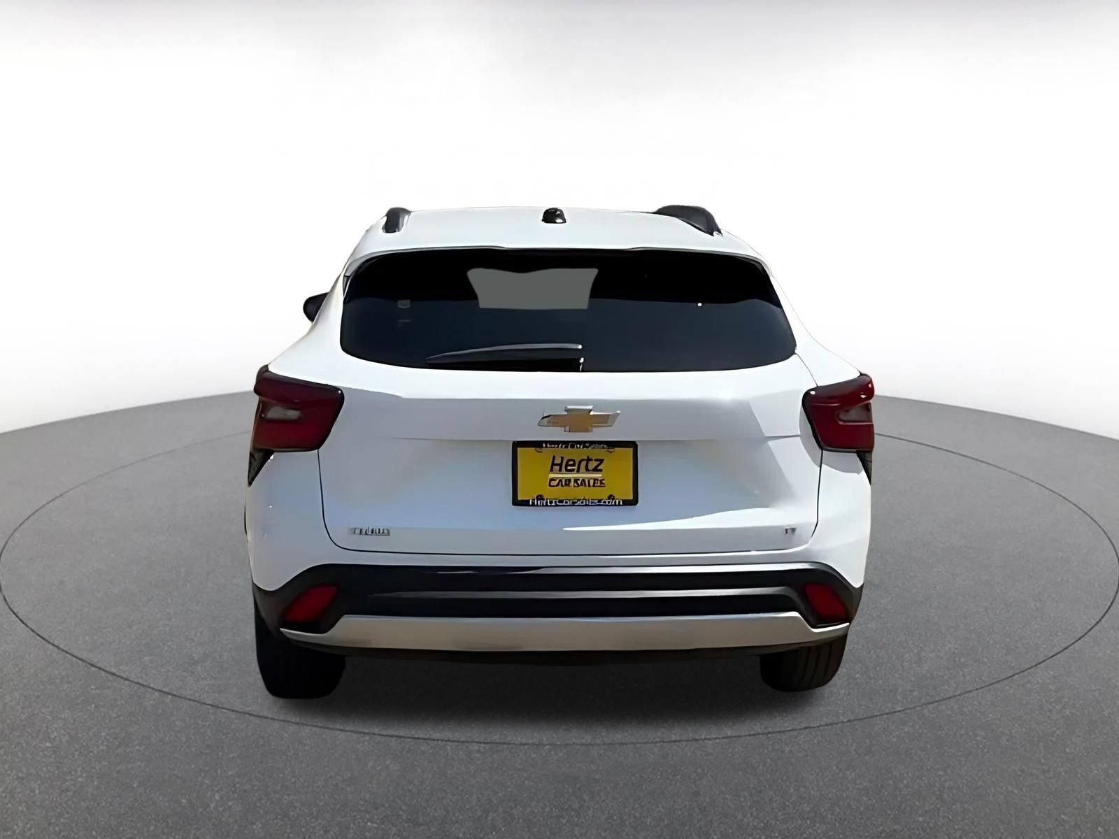 Used 2025 Chevrolet Trax LT w/ LT Convenience Package FWD image 12