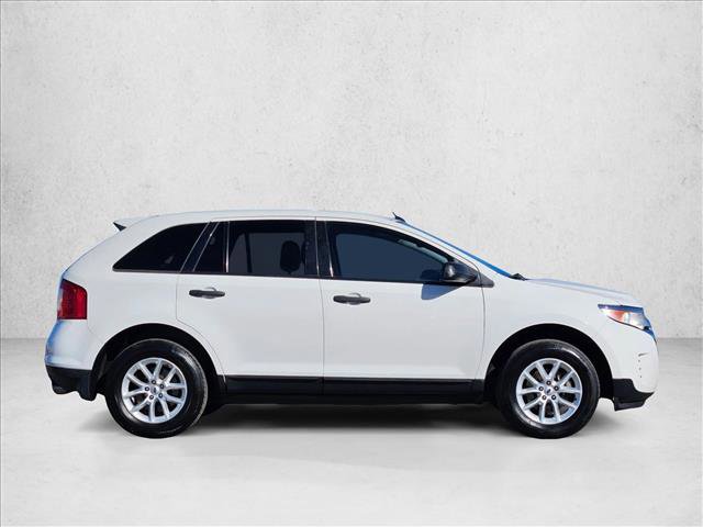 Used 2013 Ford Edge SE image 4