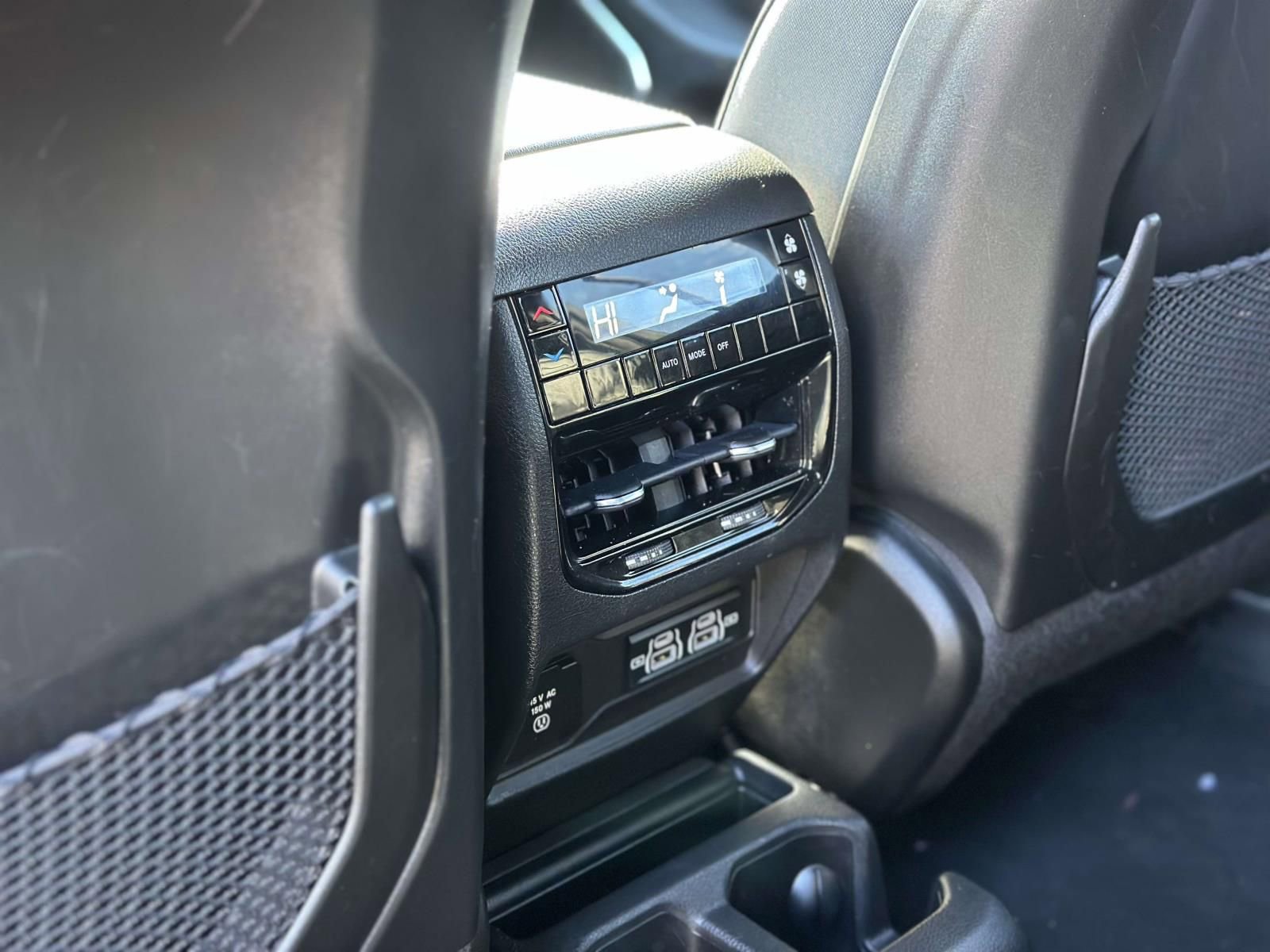 Used 2022 Jeep Grand Cherokee L Laredo AWD/4WD image 9