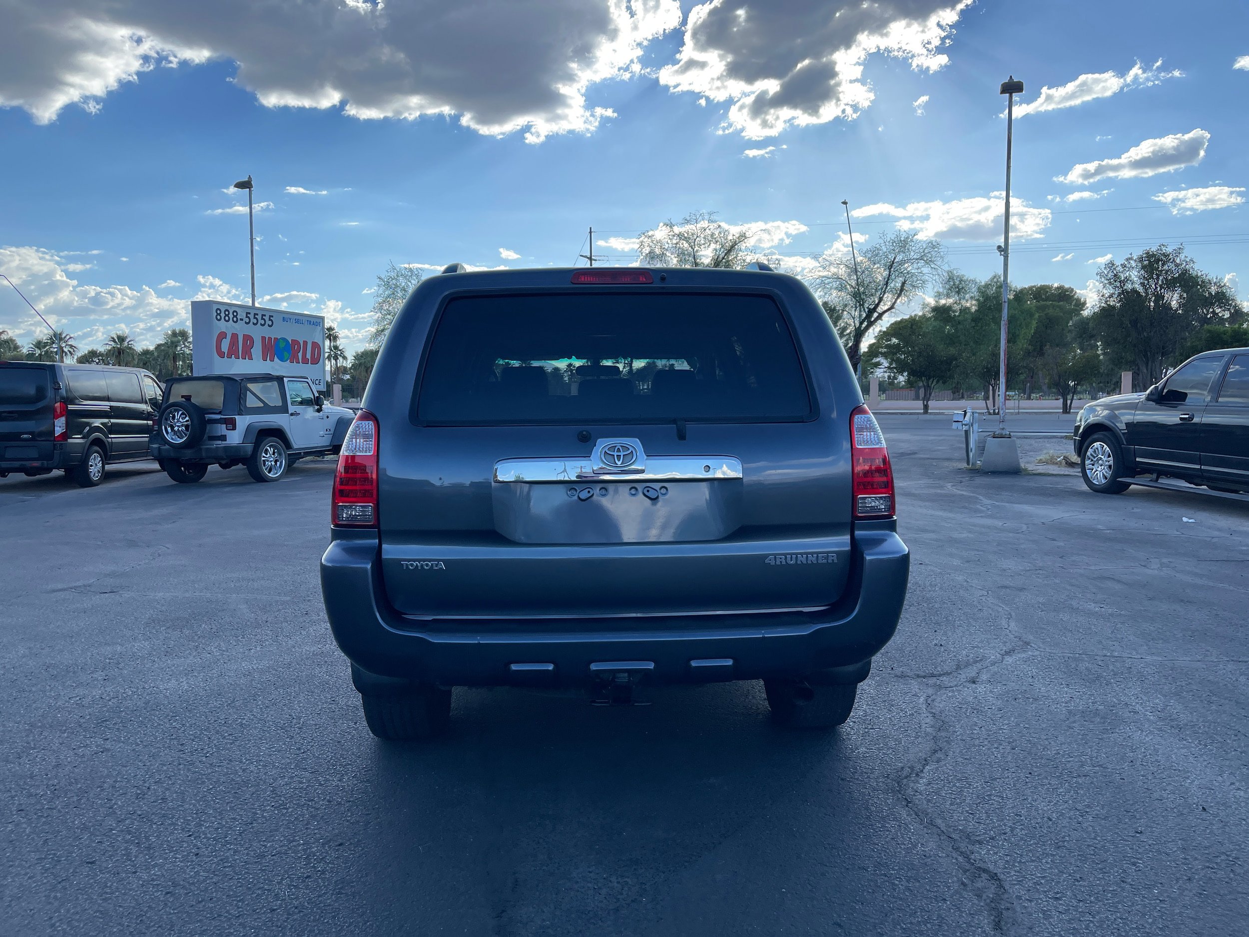Used 2008 Toyota 4Runner SR5 RWD image 4
