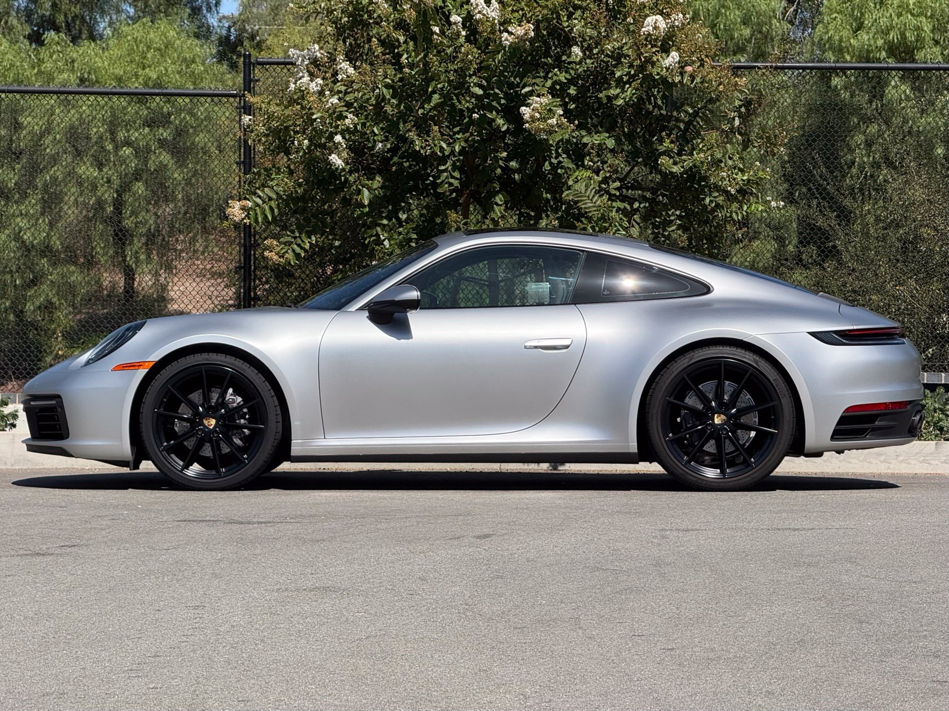 Certified 2021 Porsche 911 Carrera 4 AWD/4WD image 2