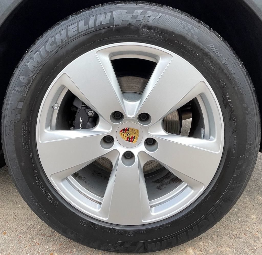 Used 2019 Porsche Cayenne AWD/4WD image 14